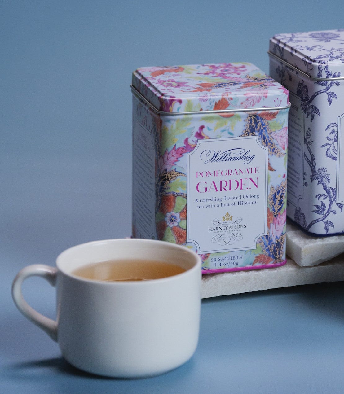 Product Image: Williamsburg Pomegranate Garden, Tin of 20 Sachets